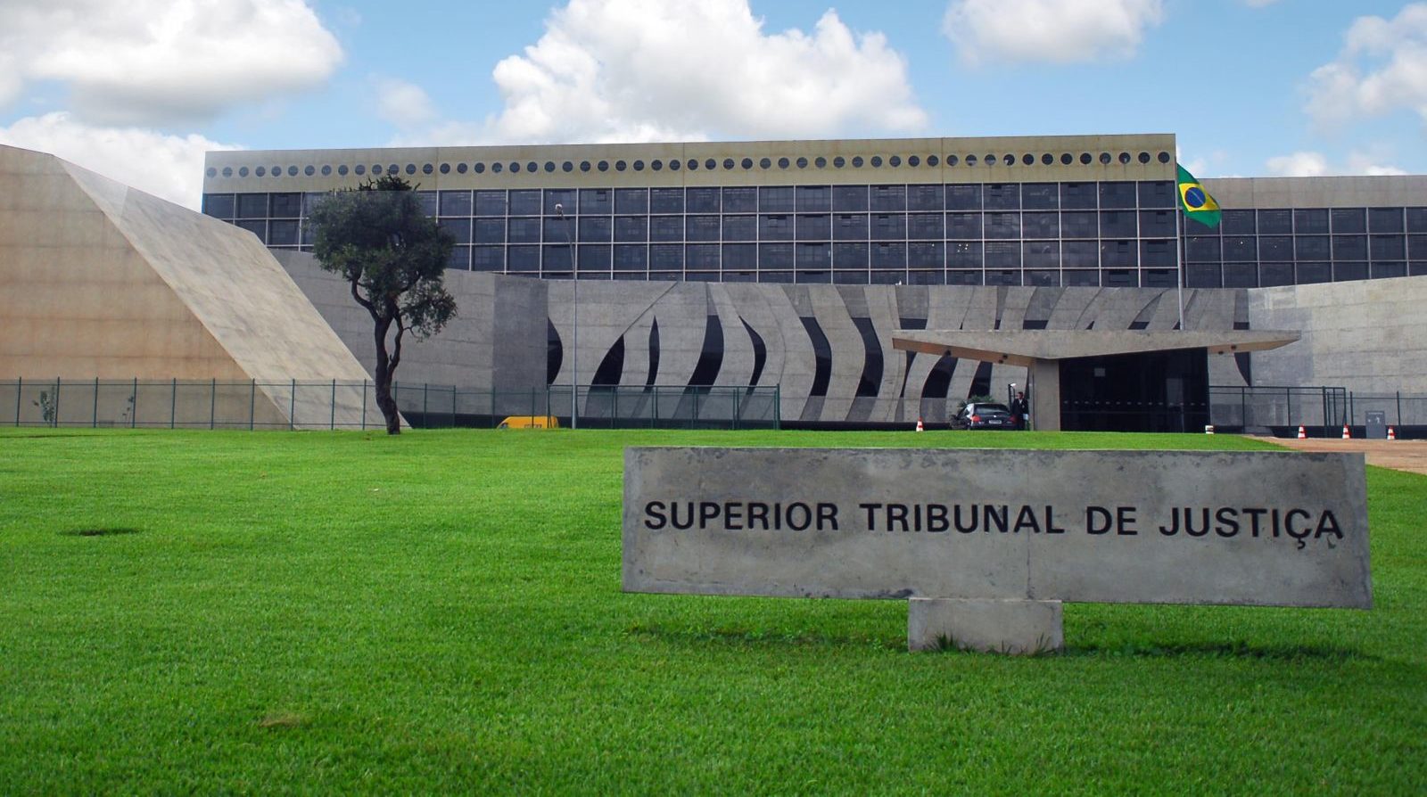 Superior Tribunal de Justiça (STJ)