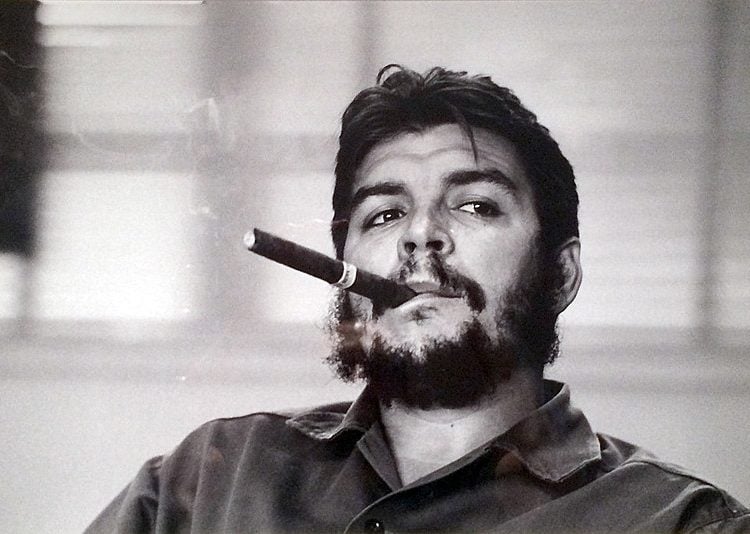 Revolucionário argentino foi um dos principais líderes da revolução cubana - Foto: René Burri