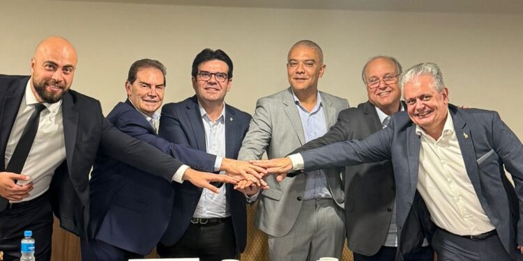 PRD deixa oposição e integra base do governo na Paraíba