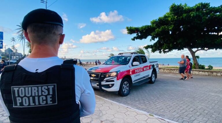 Viatura da BEPTur da Polícia Militar da Paraíba (PMPB)