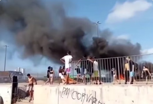 Protesto na BR-230 em Cabedelo após morte de adolescente