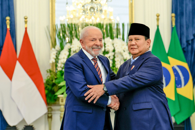 Na Indonésia, Lula e Prabowo Subianto