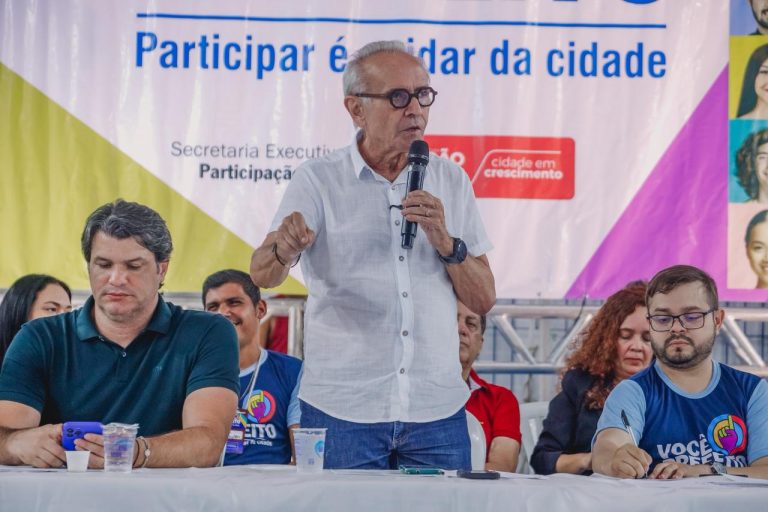Cícero Lucena em audiência do Programa Você Prefeito, em João Pessoa