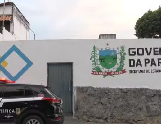 Escola onde professor foi agredido com martelo em João Pessoa