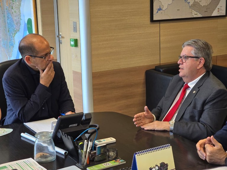 Valder Ribeiro e João Azevêdo