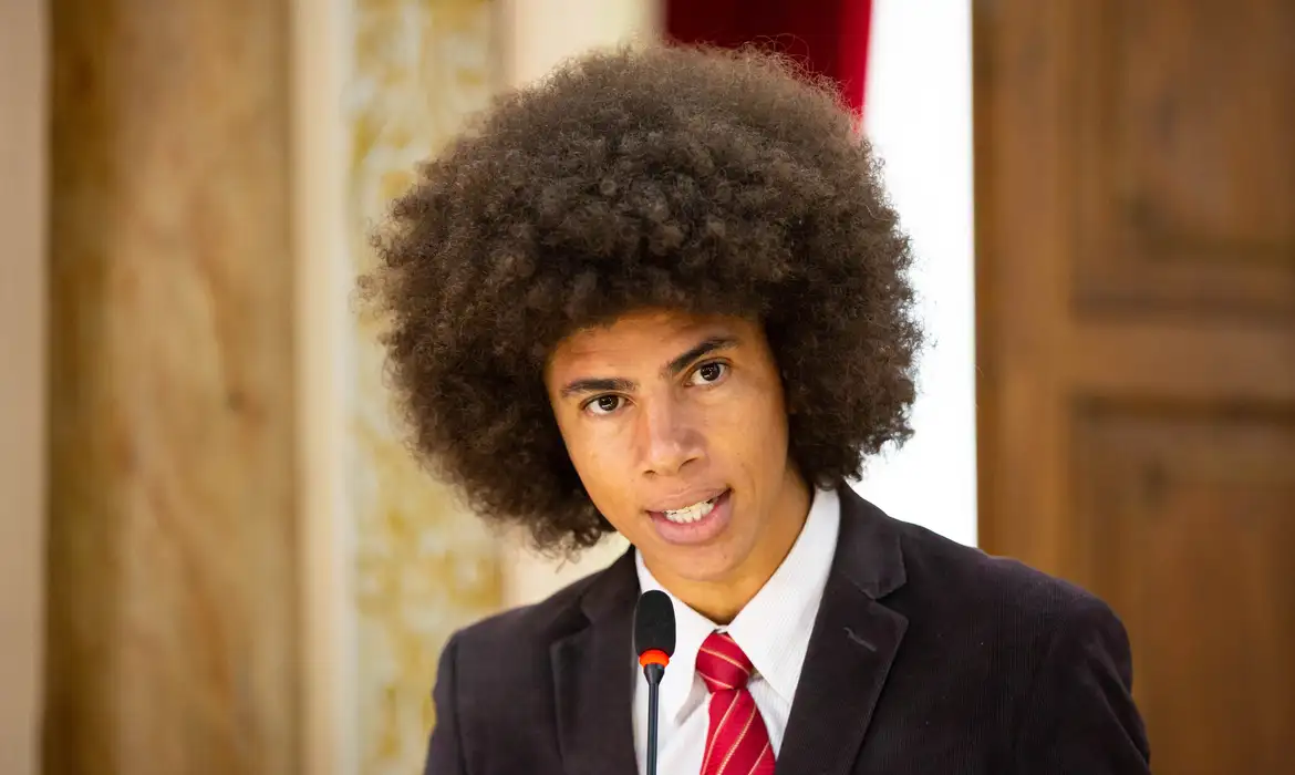 Deputado afirma ter reagido a caso de racismo em briga que circulou na internet - Foto: Rodrigo Fonseca/CMC