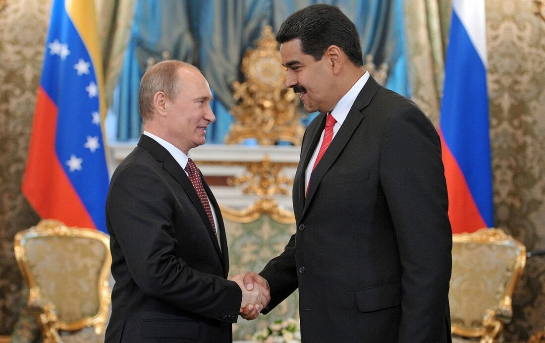 Vladimir Putin e Nicolás Maduro