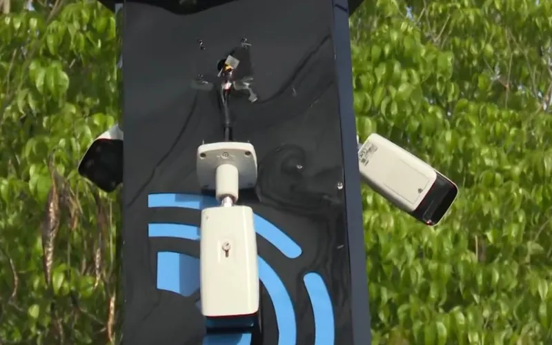 Câmeras Smart City quebradas em Mangabeira