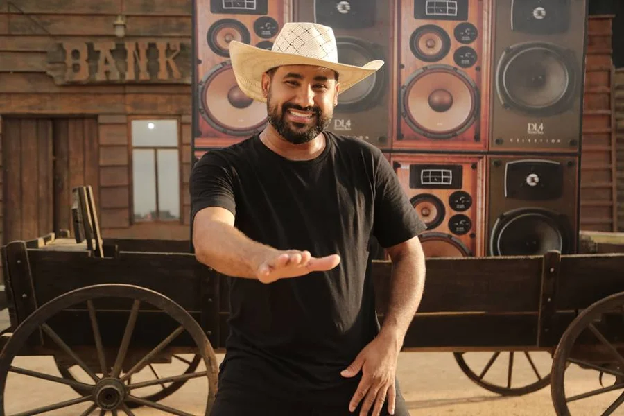 Cantor Raí Saia Rodada