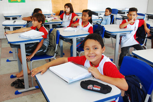 Sala de aula com crianças na rede municipal de ensino de João Pessoa