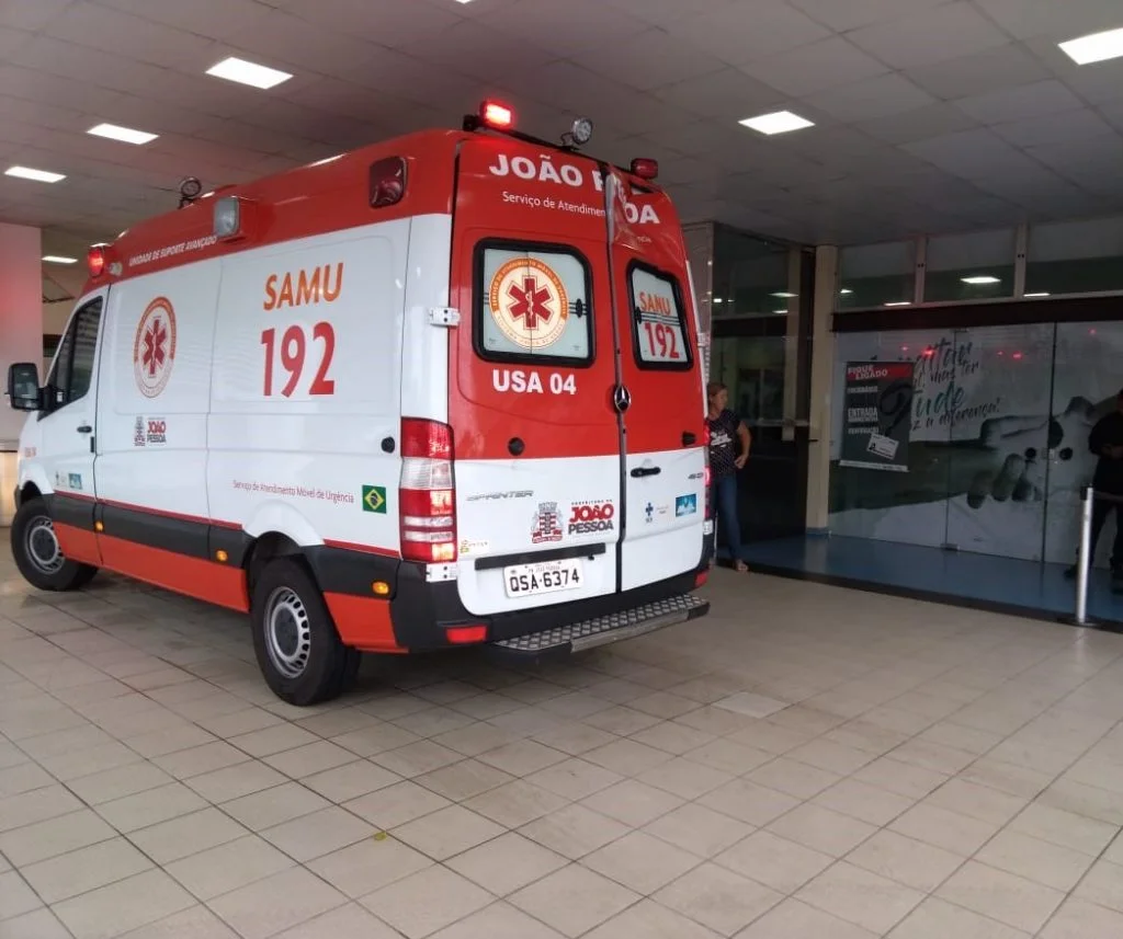 Ambulância no Hospital de Trauma de João Pessoa