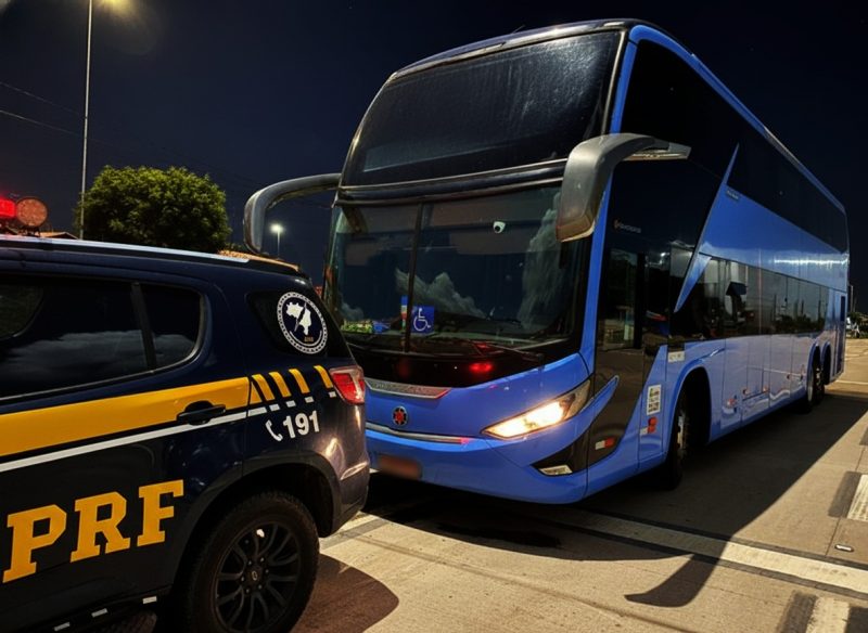Importunação sexual dentro de ônibus na BR-101