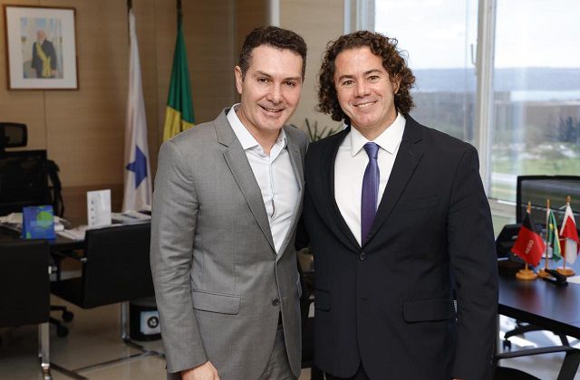 Jader Filho e Veneziano