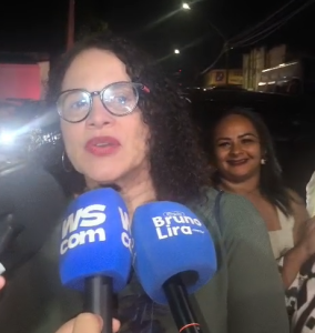 Luciana Santos em entrevista durante evento de filiação do fedeputado federal Gervásio Maia ao PC do B, em João Pessoa. Foto: Anderson Costa / WSCOM