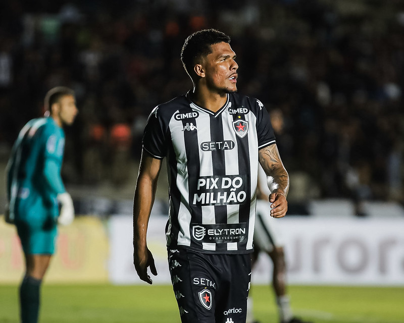 Gabriel Tota, autor do primeiro gol do Botafogo-PB na sua estreia pelo clube.