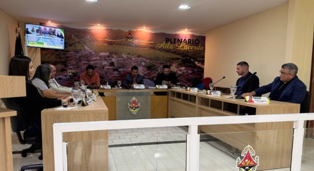 Câmara Aguiar convocação Trump