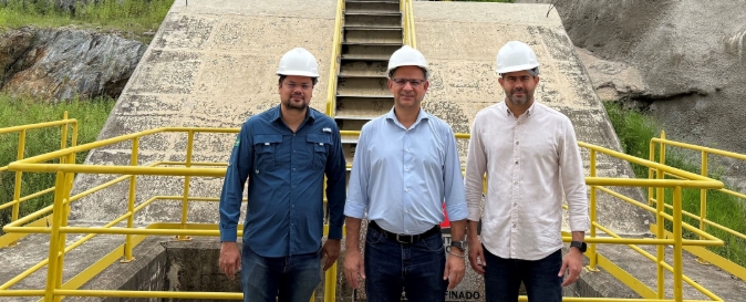 Obras de bombeamento no Eixo Norte do São Francisco