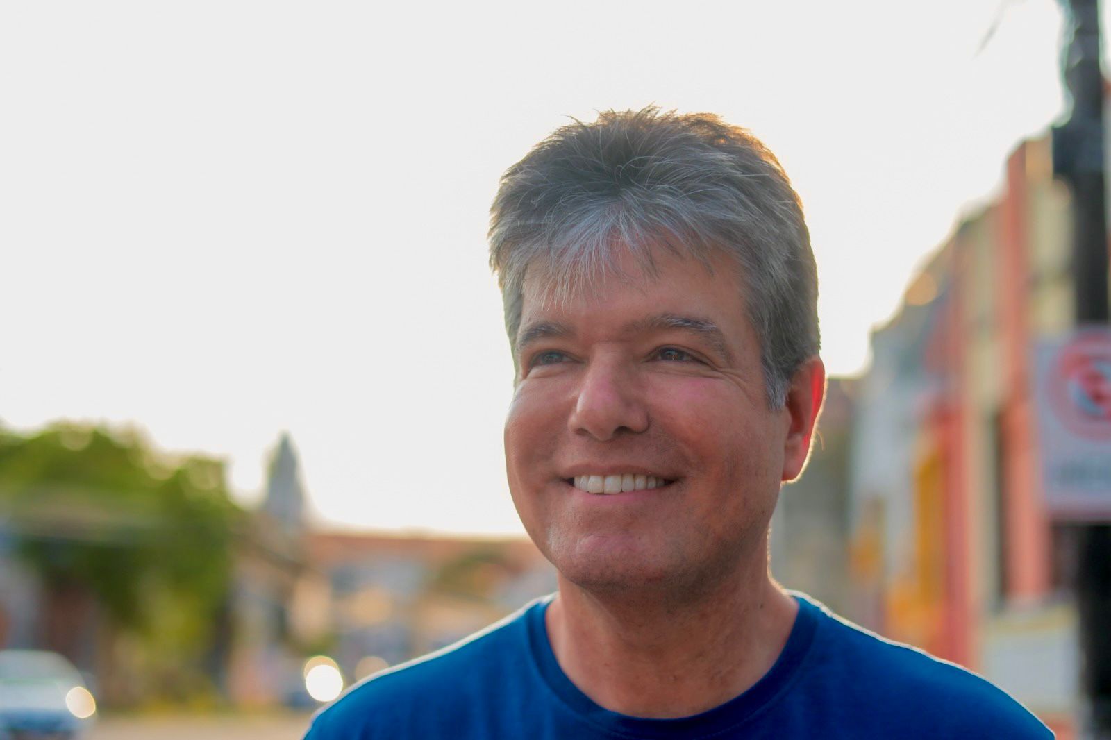 Deputado Ruy Carneiro comenta lei sobre farmácias em supermercados