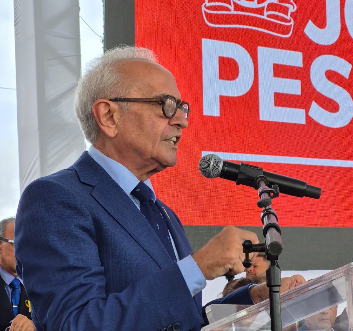 cícero lucena ao deixar prefeitura