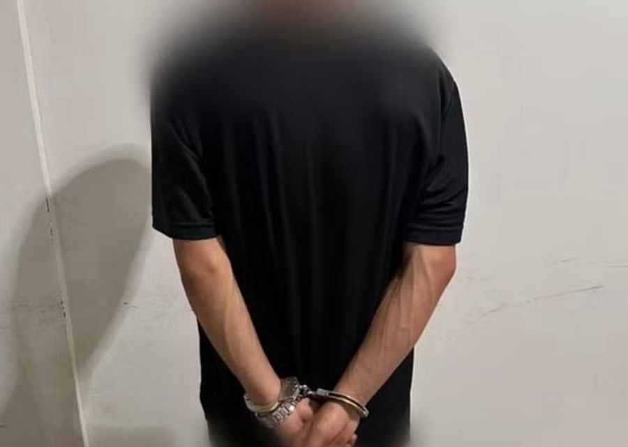 Adolescente suspeito de ataque em escola