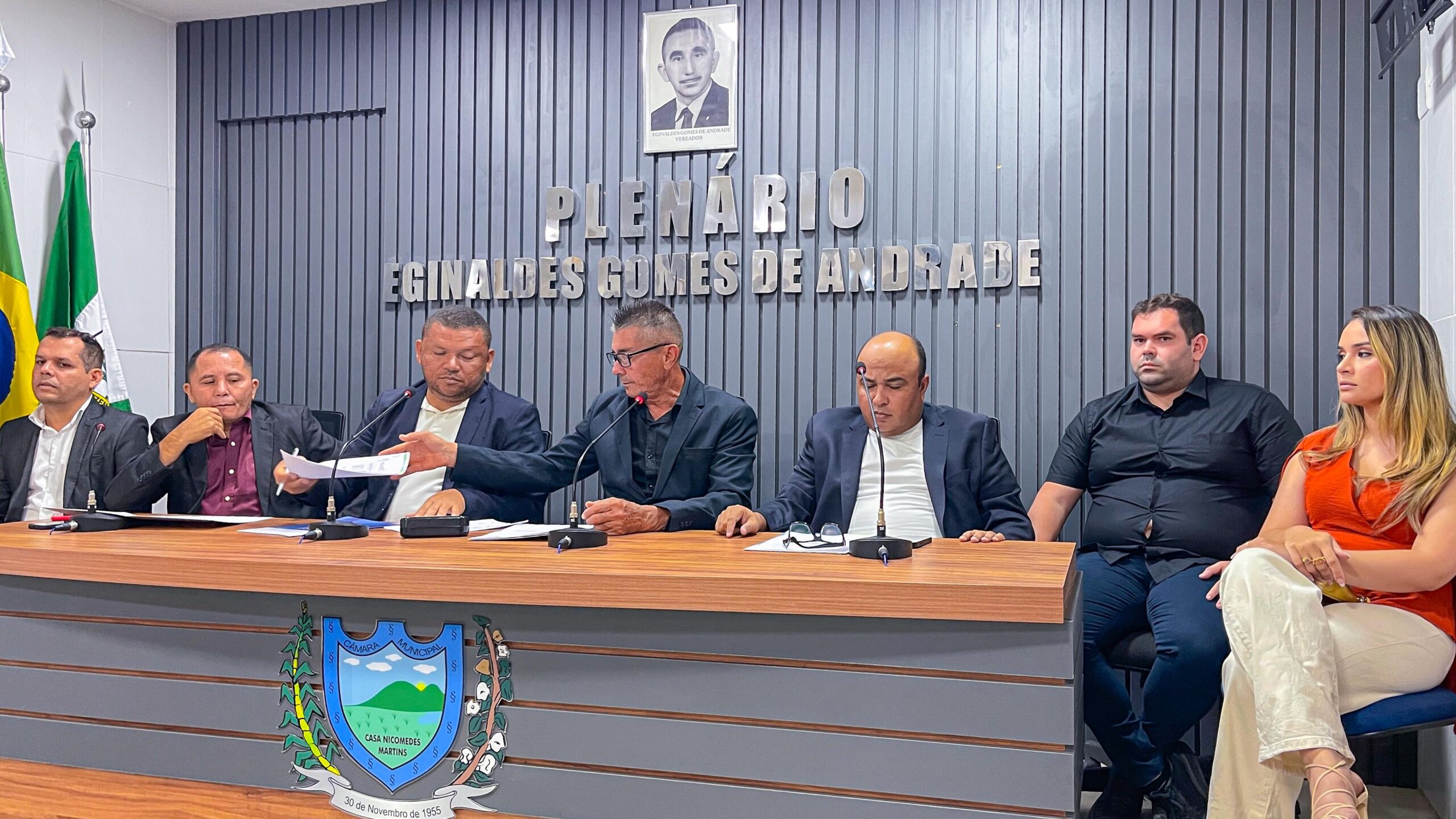 Fachada da Câmara Municipal de Alagoinha relacionada à suspensão da eleição da Mesa Diretora