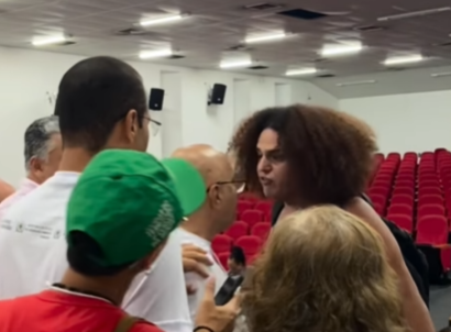 Conferência do PT da Paraíba foi marcada por uma denúncia de transfobia de Gabi Benvenutty contra o militante Arimateia França