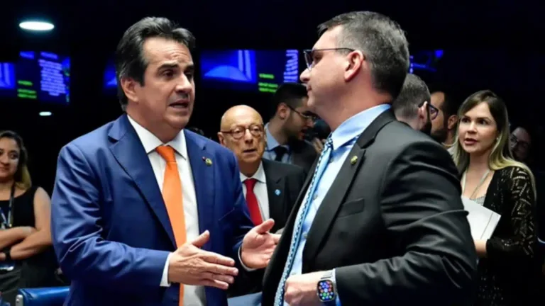 Ciro Nogueira e Flávio Bolsonaro