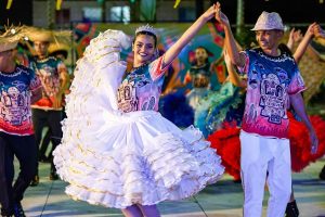 Quadrilhas juninas se apresentam durante abertura do Pré-Junino 2026 em João Pessoa