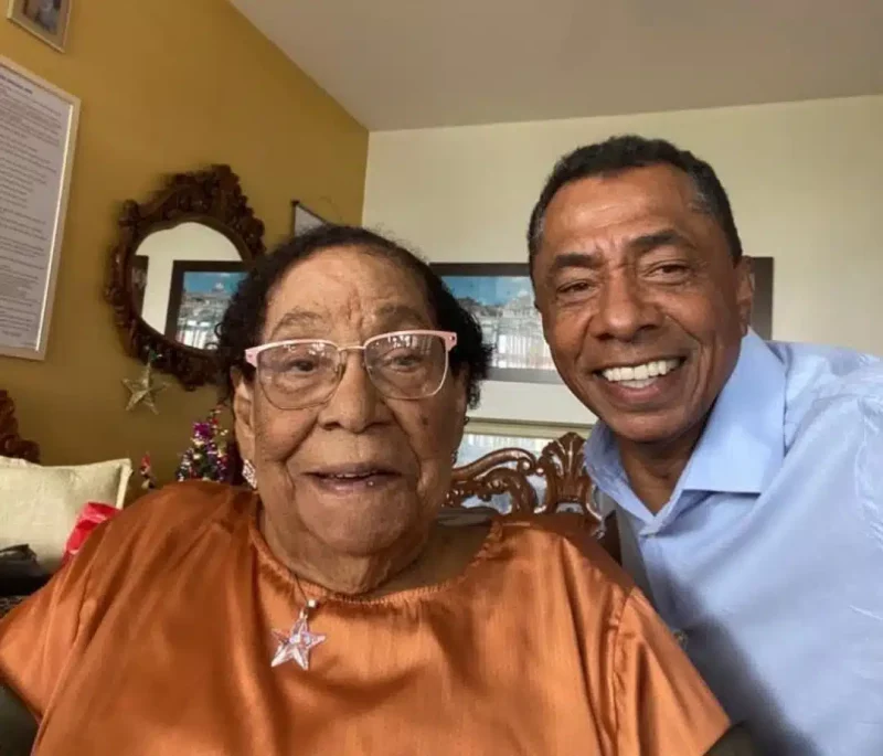 mãe de Damião Feliciano