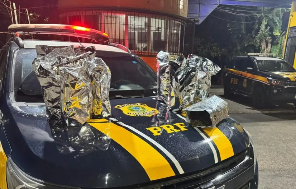 O trabalho da PRF da Paraíba foca rotineiramente nos veículos de passeio que tentam burlar a fiscalização misturando-se ao fluxo que se desloca em direção à capital.