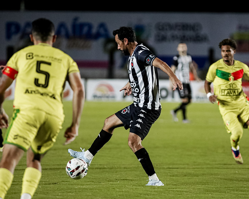 Botafogo-PB vence o Brusque no Almeidão e ganha fôlego na Série C