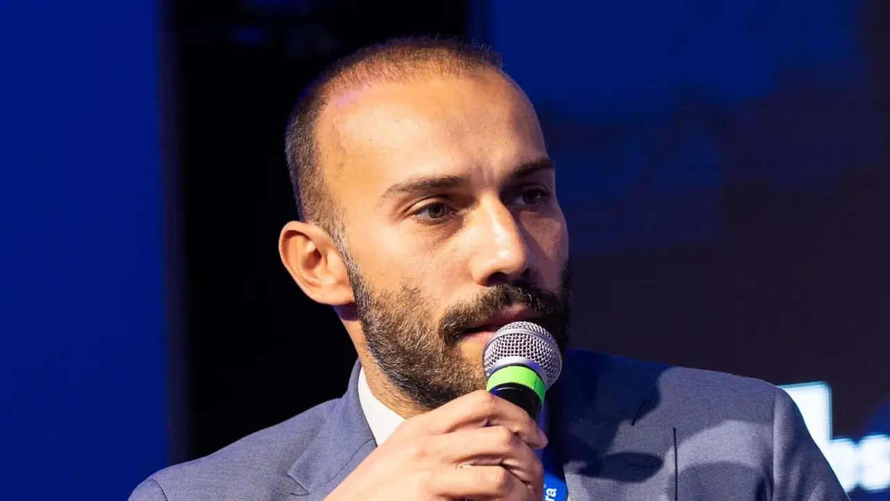 Andrei Roman, líder da AtlasIntel, usou resultado da pesquisa Quaest para responder insatisfação da direita com seu instituto.