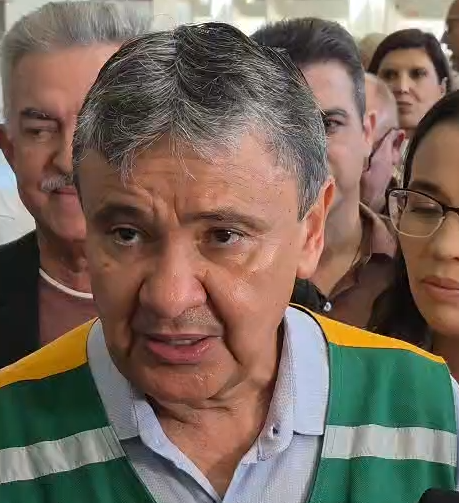 Wellington Dias durante agenda oficial na Paraíba anunciando investimentos para assistência social