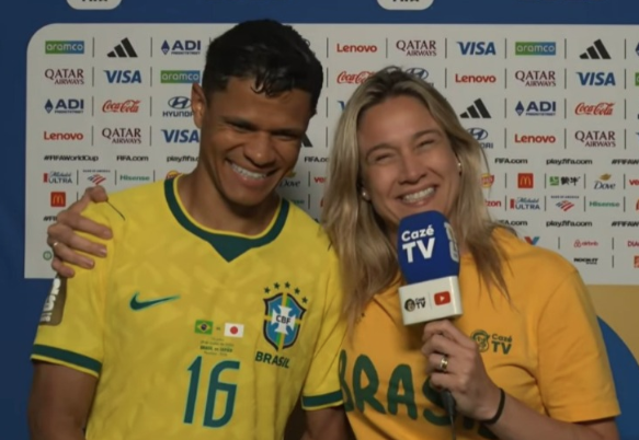 Douglas Santos destaca superação da Seleção