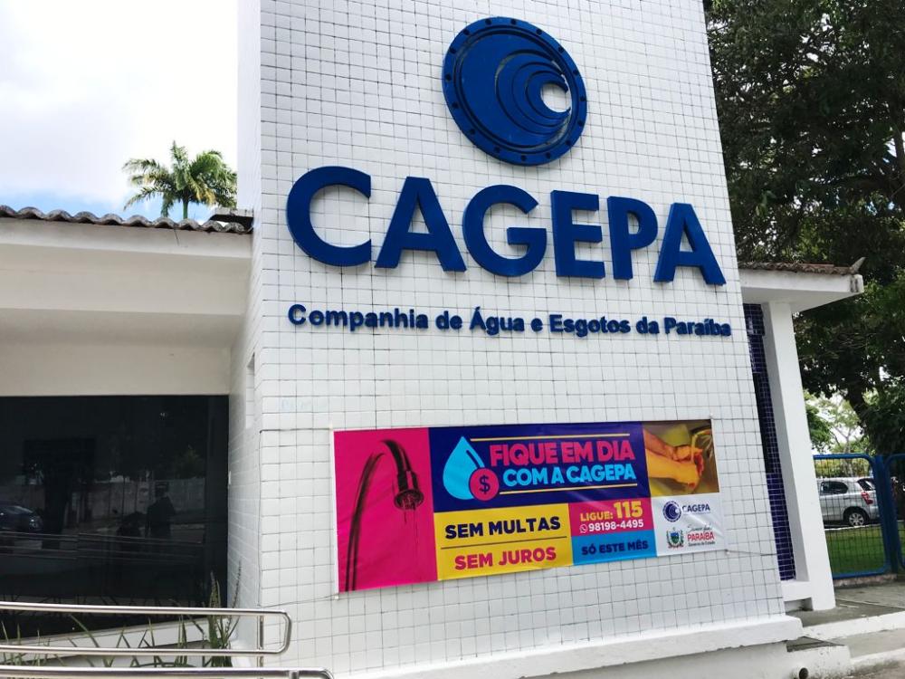 Área atingida após o rompimento do reservatório da Cagepa no bairro da Prata, em Campina Grande.