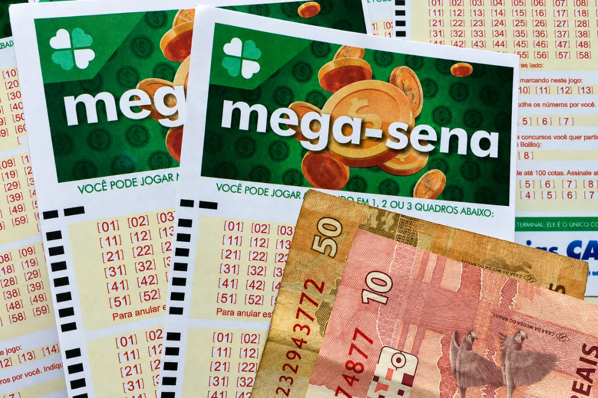 Volante da Mega-Sena com aposta premiada registrada no município de Patos, na Paraíba.