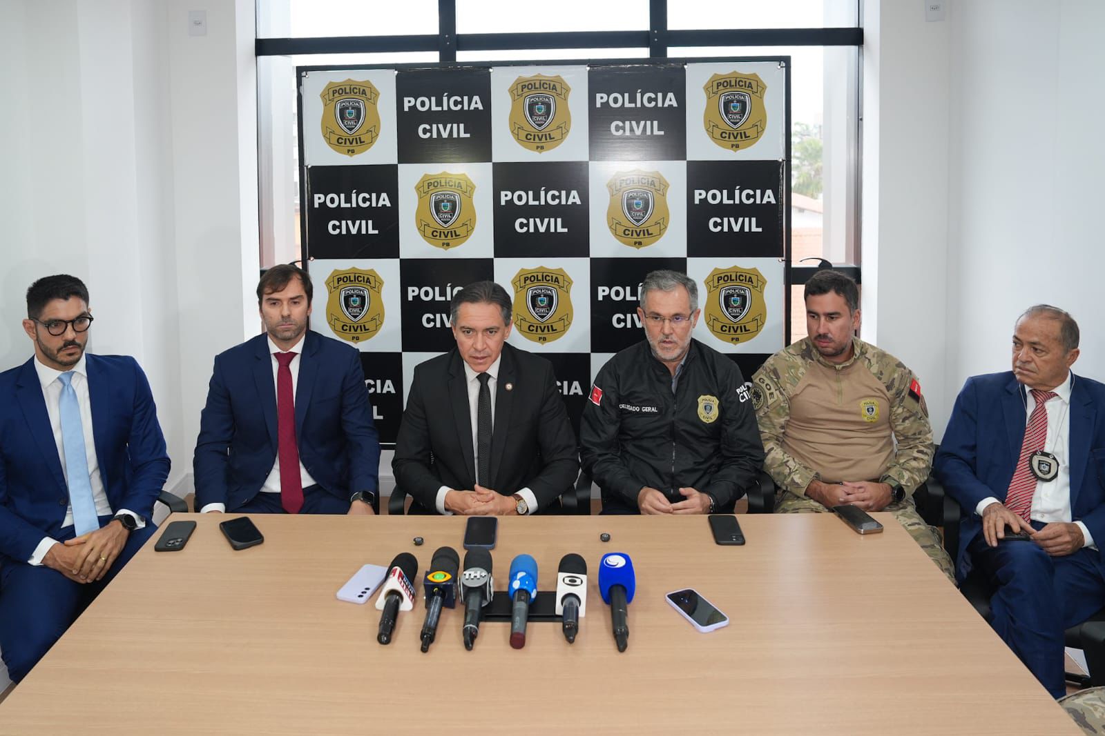 Delegado Rafael Bianchi durante coletiva sobre a Operação Perfídus em João Pessoa