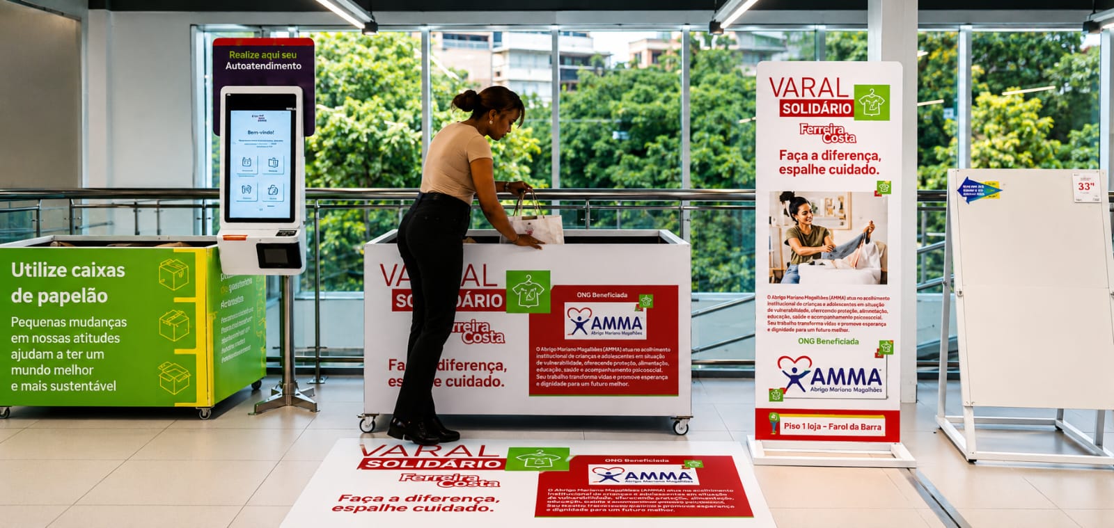 Campanha Varal Solidário da Ferreira Costa arrecada roupas, agasalhos e cobertores para pessoas em situação de vulnerabilidade social.