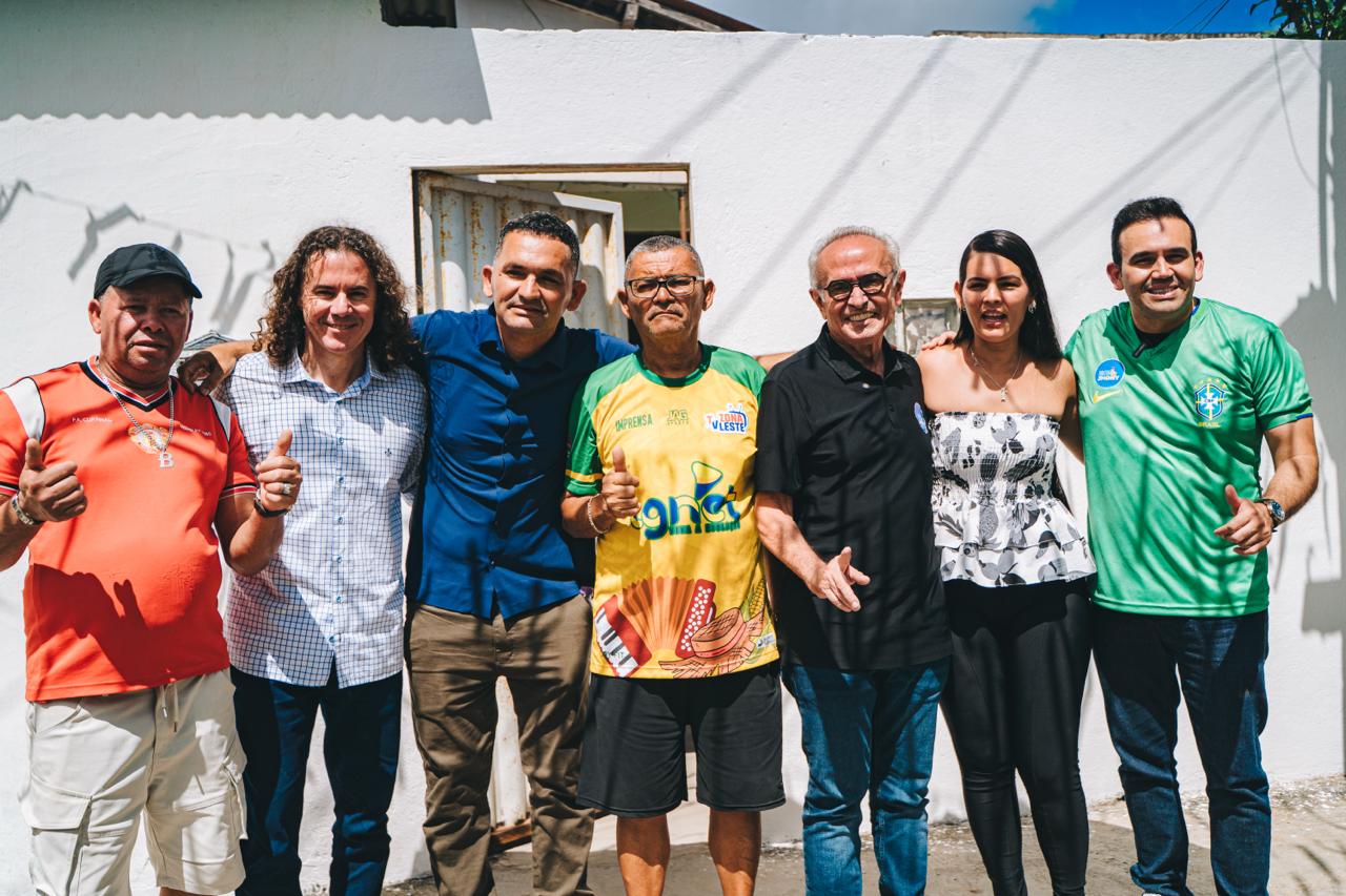 Cícero faz pré-campanha em Campina Grande