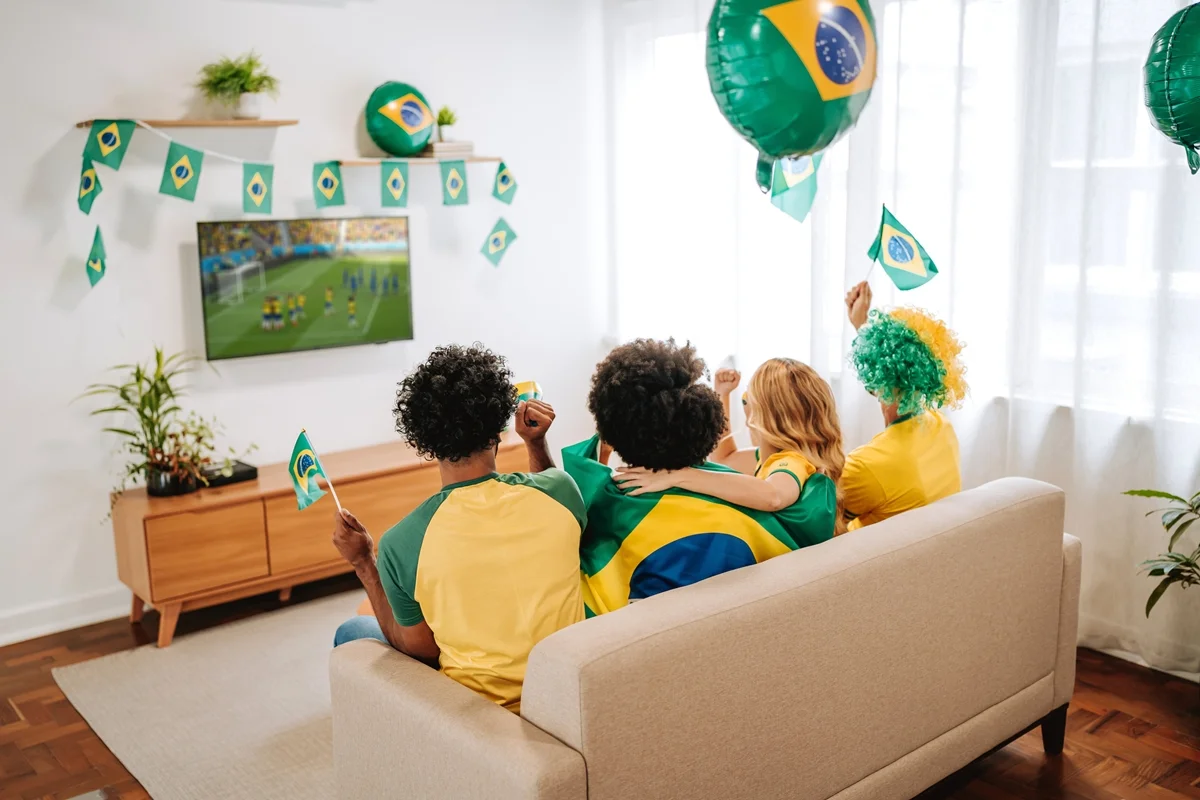 O casamento forçado entre o calendário da Copa do Mundo e o período junino em 2026 operou um verdadeiro milagre econômico para o varejo de João Pessoa e Campina Grande.