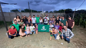 Participantes de encontro sobre Cannabis Medicinal, agricultura familiar e desenvolvimento sustentável em São José de Espinharas, na Paraíba.