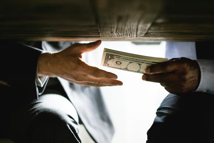 Há mais de quarenta anos o Brasil denuncia a corrupção