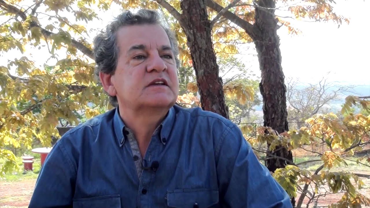 Genebaldo Freire Dias durante entrevista em que comentou os impactos do crescimento urbano e citou João Pessoa.