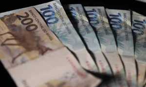 Apesar de virem de setores com interesses distintos — o patronal e o laboral —, as lideranças convergiram na tese de que a política do Banco Central penaliza o setor produtivo nacional.