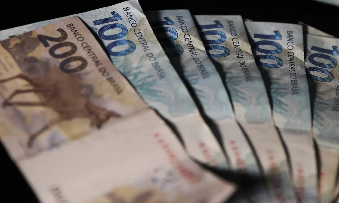 Apesar de virem de setores com interesses distintos — o patronal e o laboral —, as lideranças convergiram na tese de que a política do Banco Central penaliza o setor produtivo nacional.