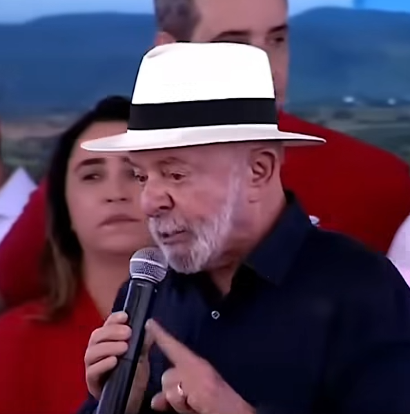 Lula durante inauguração do Túnel Major Sales, no Ramal do Apodi, em Luís Gomes.