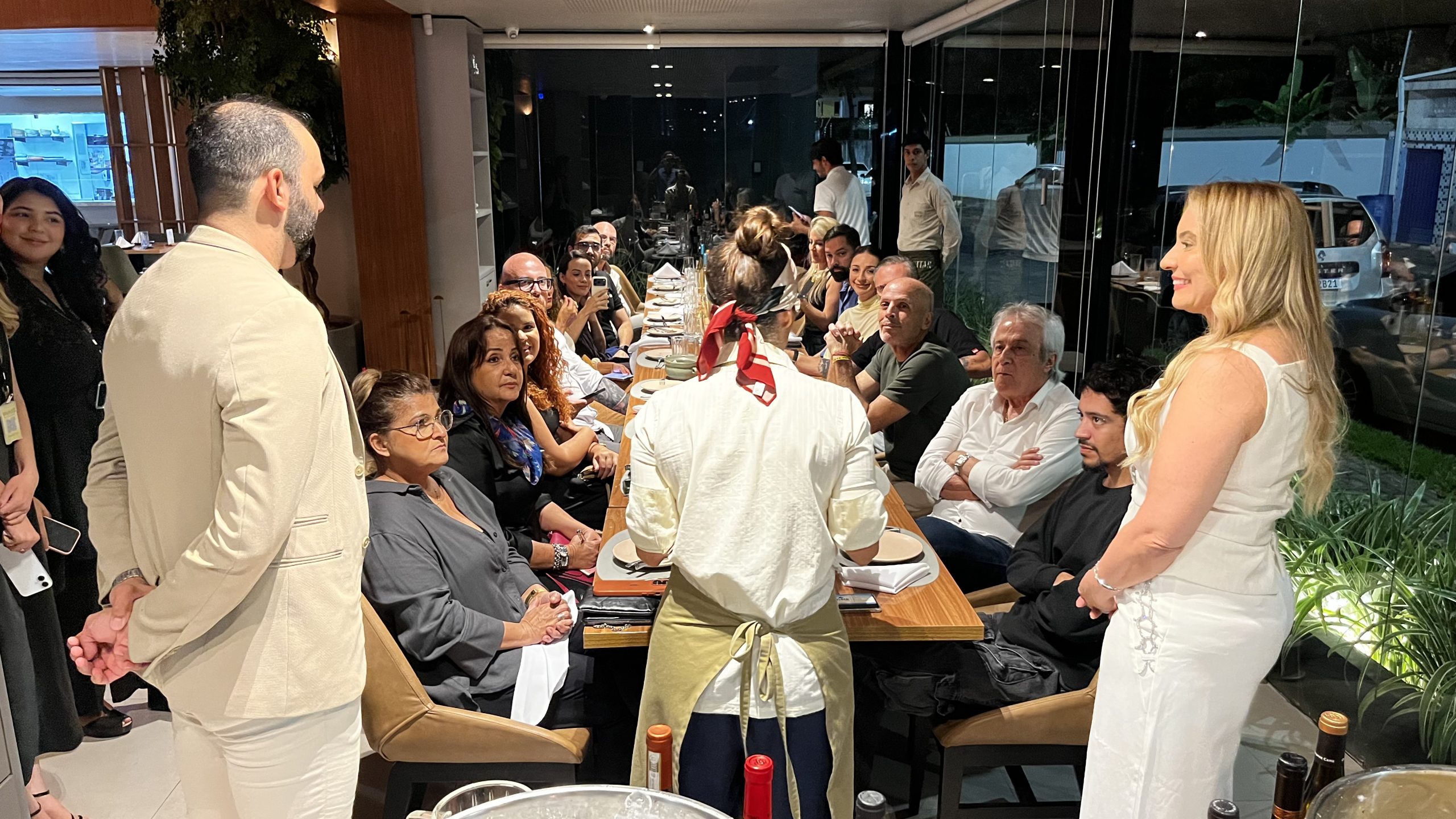Chef Carol Panarotte apresenta a proposta gastronômica da Tartuferia Savitar em João Pessoa.