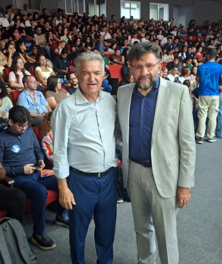 João Gonçalves comenta lançamento do programa de assistência estudantil do Governo da Paraíba.