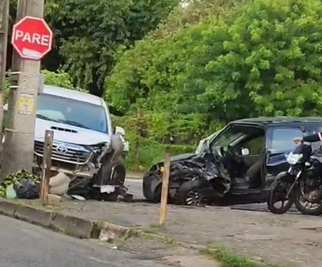 colisão frontal em Muçumagro