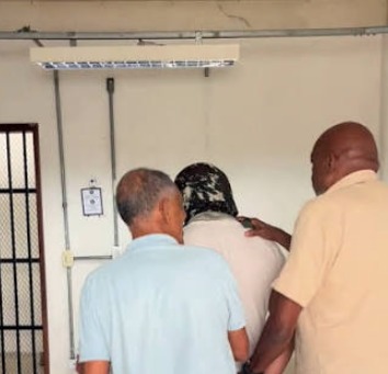 Polícia investiga morte de motorista em hotel de João Pessoa após confirmação da idade do suspeito por exame de papiloscopia.